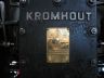 De machine werd ooit gebouwd in de bekende fabriek van Kromhout. Ook in schepen werden veel motoren van dit merk toegepast.