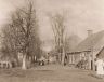 Een zeer oude foto van de Oude Dijk. Deze dijk loopt achter het Wilhelminapark langs en is onderdeel van de vroegere Hemdijk. Deze vervolgt zijn weg door Sneek via: Wijde Noorderhorne, Kruizebroederstraat, Wijde Burgstraat en Oosterdijk waar hij de stad weer verlaat.