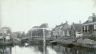 In 1910 vonden er werkzaamheden plaats aan de kaden van de Waterpoortsgracht. Ook de 'Wonderbrug' werd onder handen genomen. Naast de brug ligt een noodbrug, dit om de Geeuwkade, de Smidsbuurt en het ijsbaanterrein toegankelijk te houden.